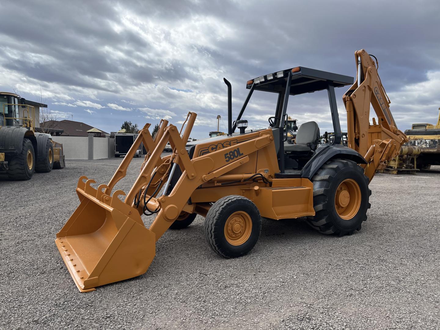 ./imagenes/INVOICE/2019/17209/RETROEXCAVADORA CASE 580L (15).JPG